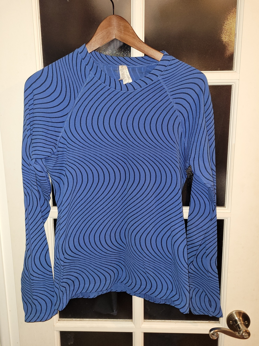 Athleta Blue Long Sleeve Top with Black Wave Print